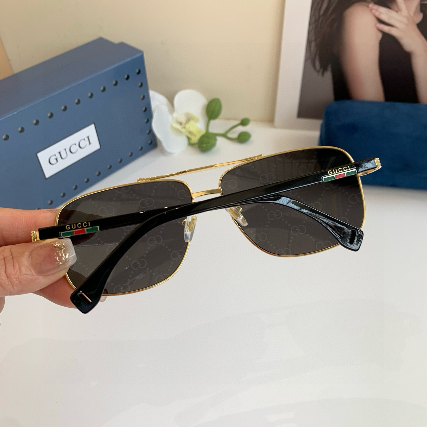 Gucci Round Frame Sunglasses