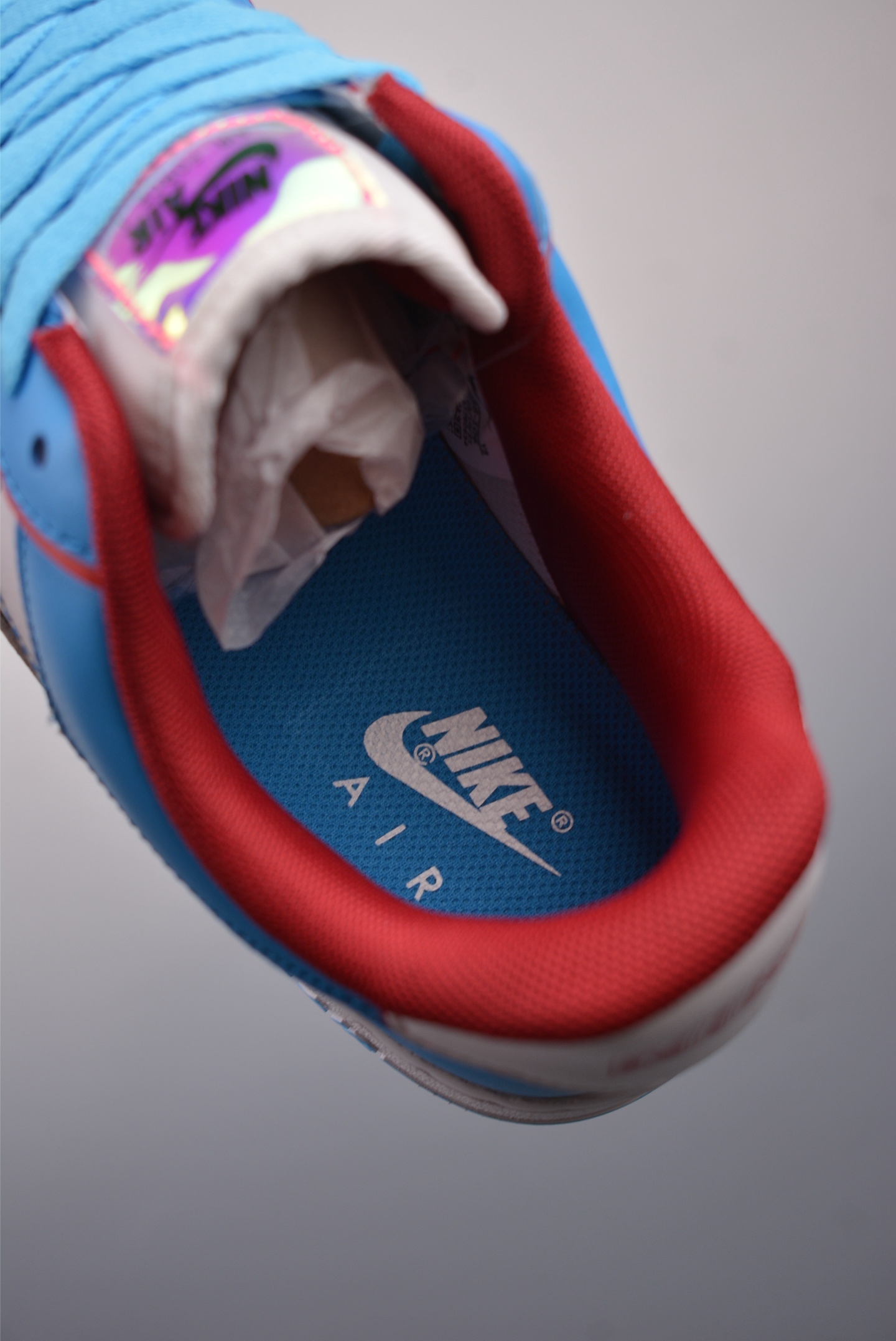 Doraemon x Nike Air Force 1 ´07 Low Light Blue Beige XL2420-333