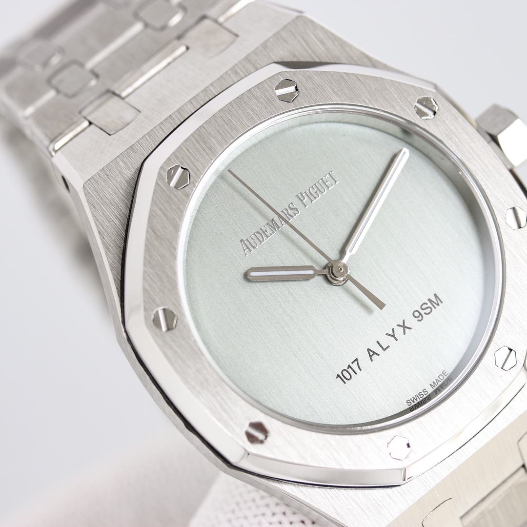 Audemars Piguet Royal Oak 15550BA.OO.1356BA.02