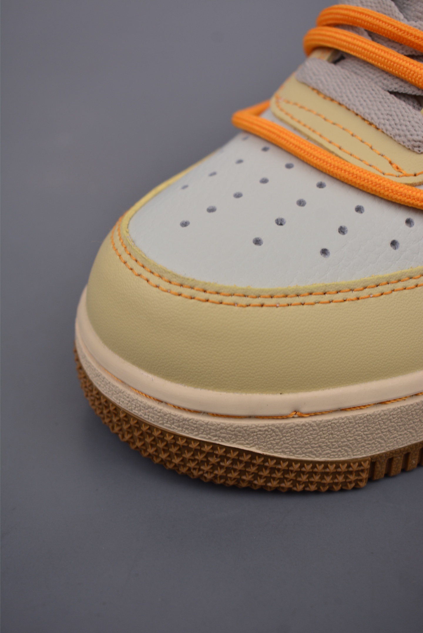 Nike air force 1'07 lowbeige yellowKA WS KS6869-111