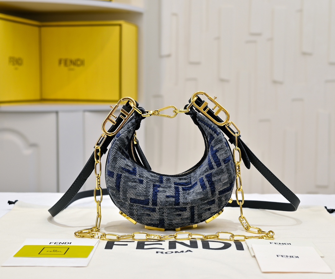 FENDI gray underarm mini bag 2186