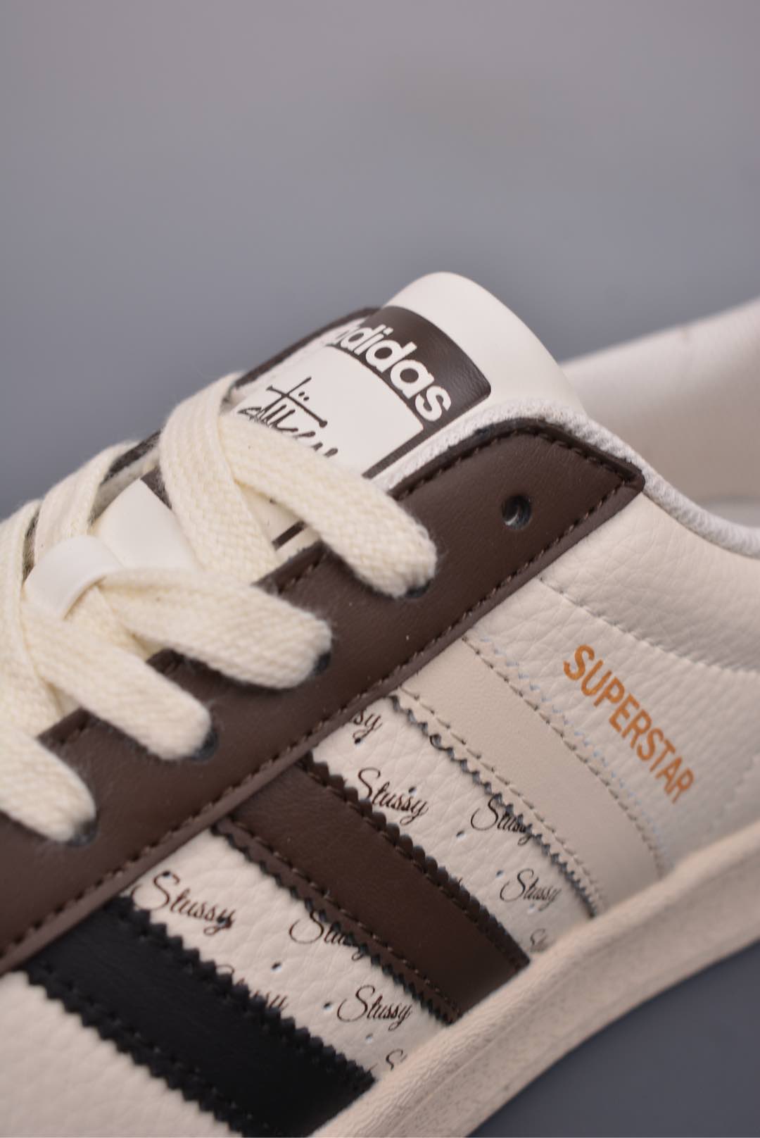 Supreme x Adidas Originals Superstar Beige Brown BZ2502