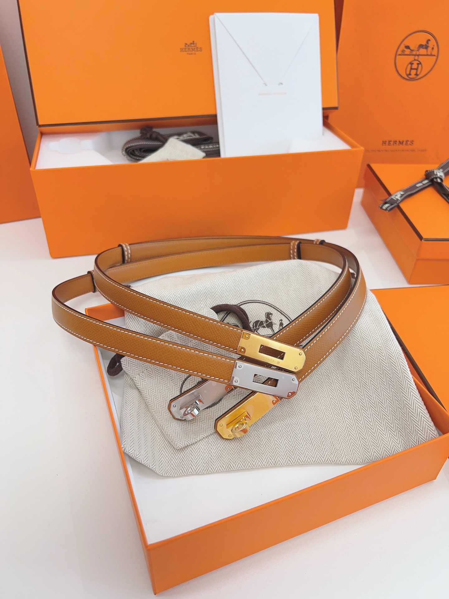 Hermès Women's Belt 1.8CM Width