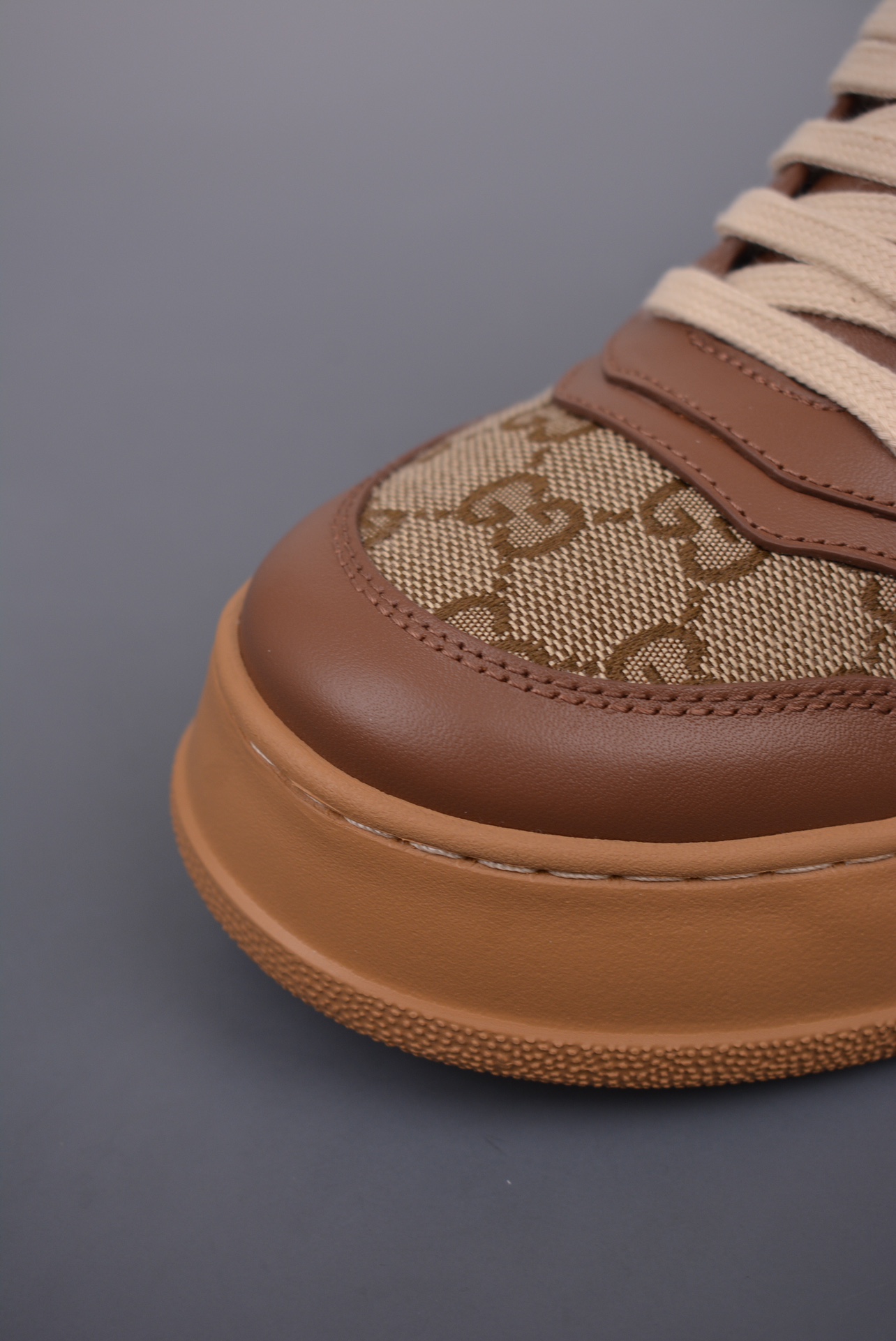 GUCCI  Leather Dark Brown Wood Grain GG Canvas