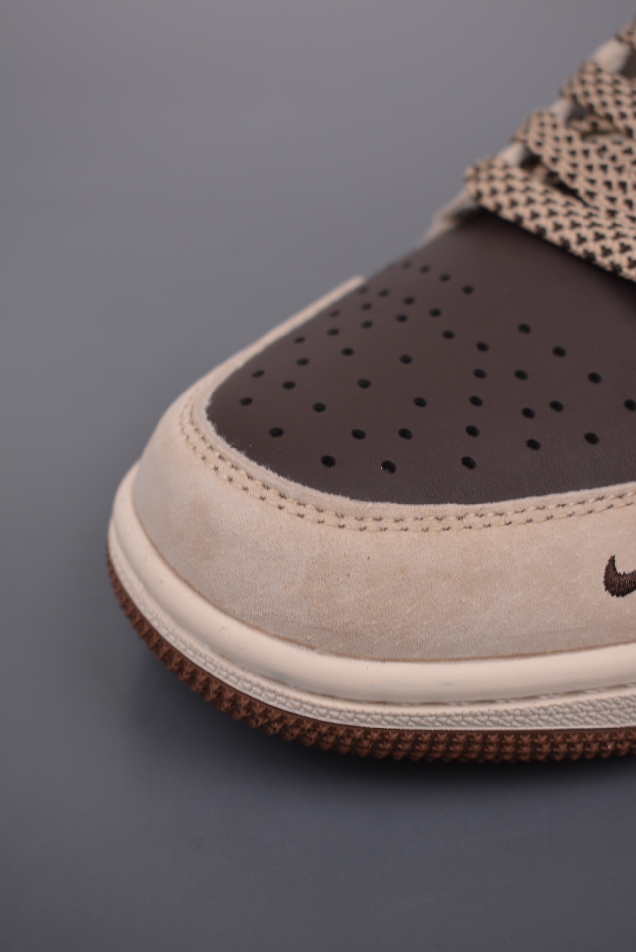 Supreme x Nike Air Jordan 1 Brown Khaki XX2407-007