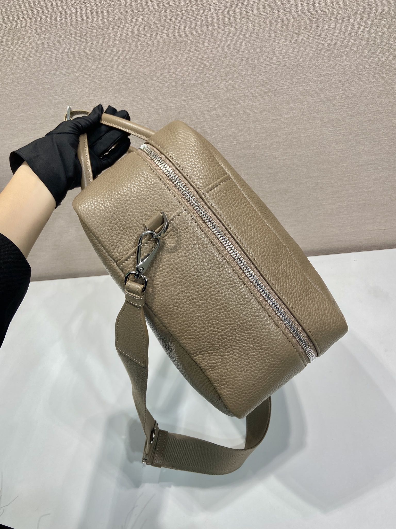 Prada New Extra Large Briefcase 2VE339