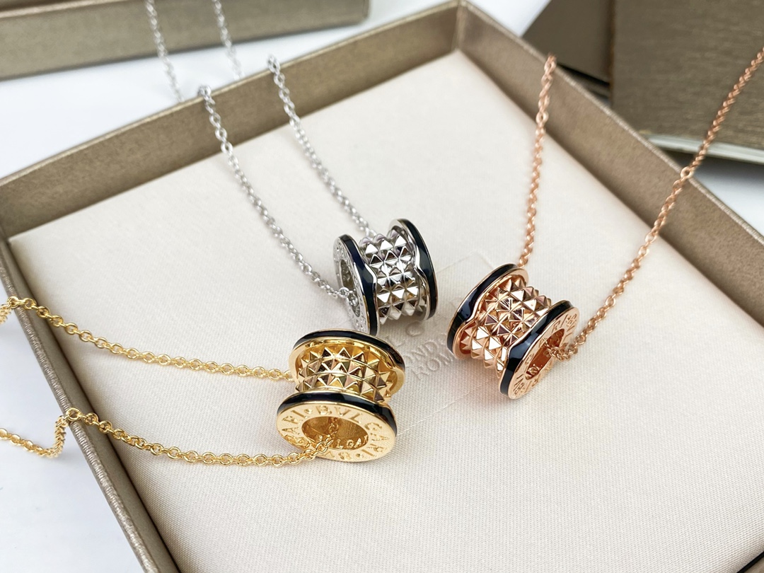 Bulgari LGARI B.zero 1 ro series rivet ceramic necklace