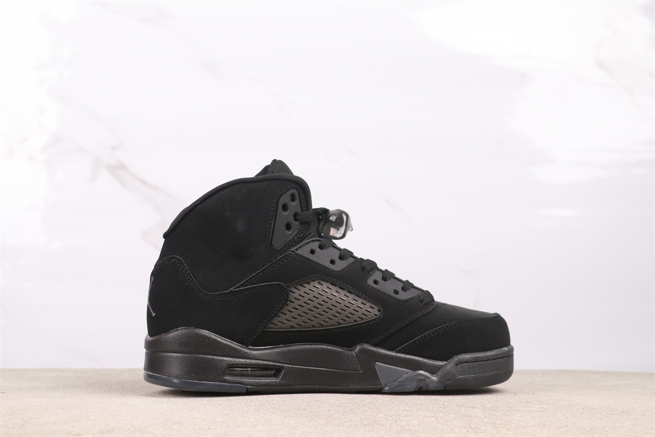Air Jordan 5 “Black Cat”  FZ2239-001