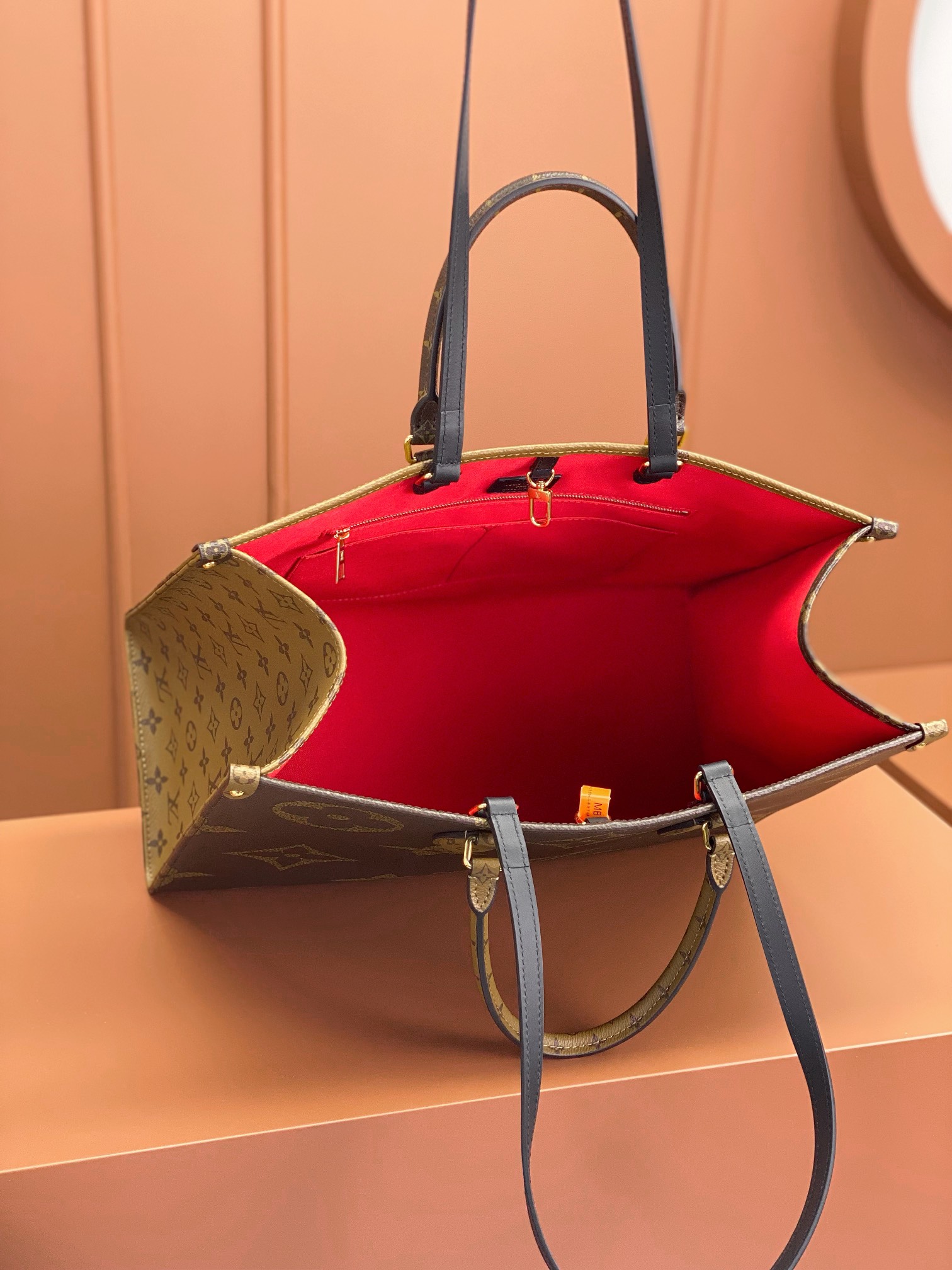Louis Vuitton ONTHEGO Large Handbag M45320