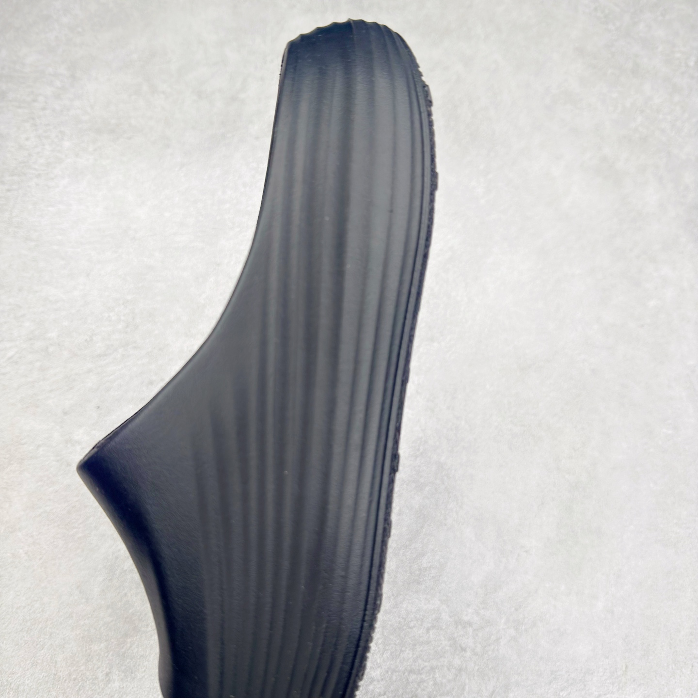 Nike ReactX Rejuven8 Simple, Comfortable and Versatile Slippers
