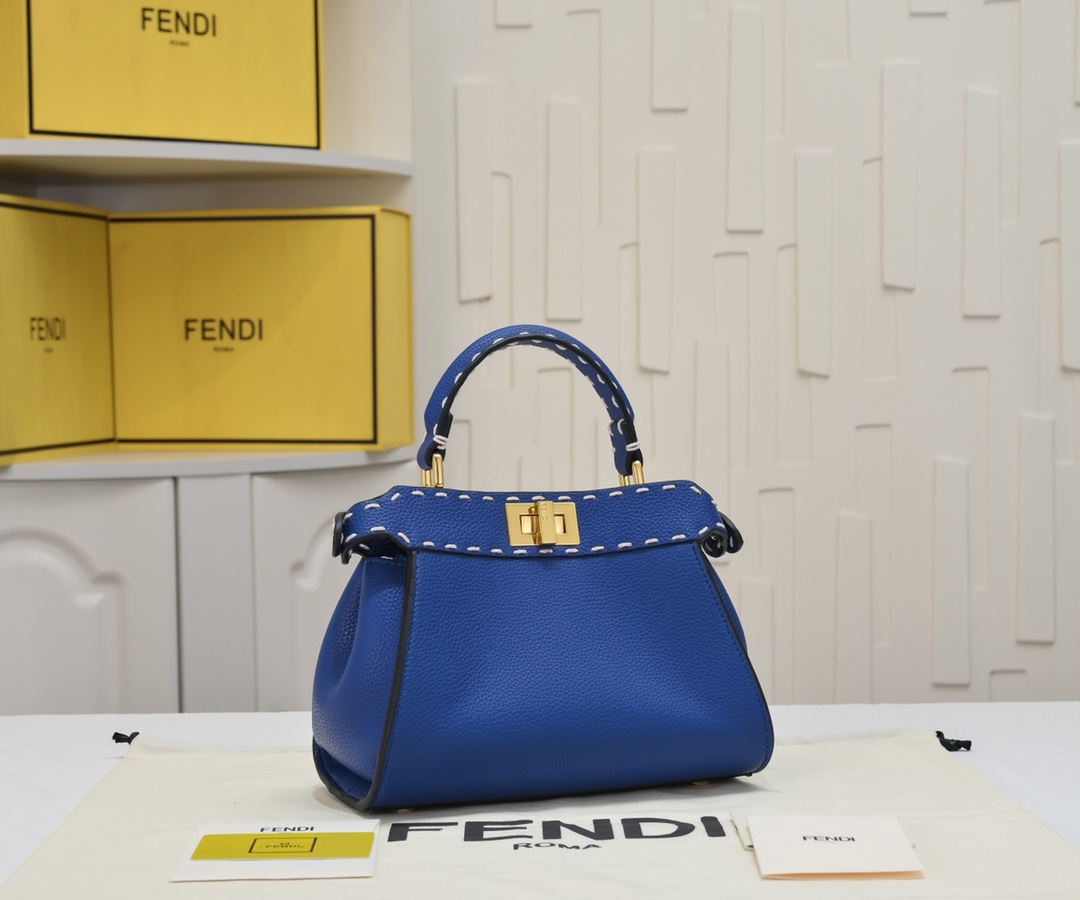 FENDI ekaboo ISeeU medium handbag 3309