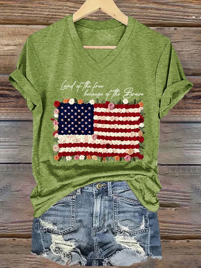 V-Neck Retro Independence Day Land Of The Free Because Of The Brave Print T-Shirt