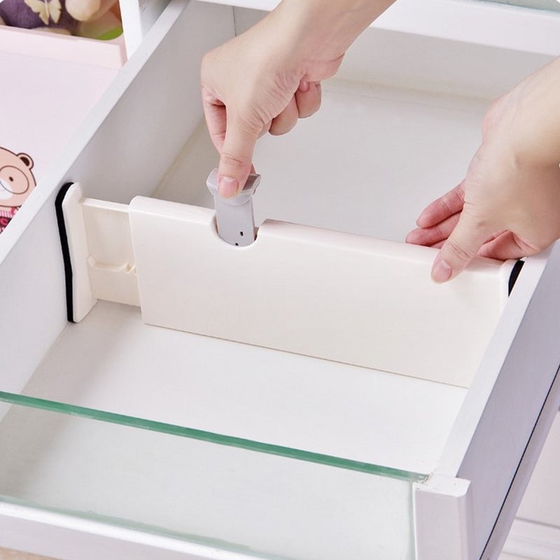 Chest of drawers divider