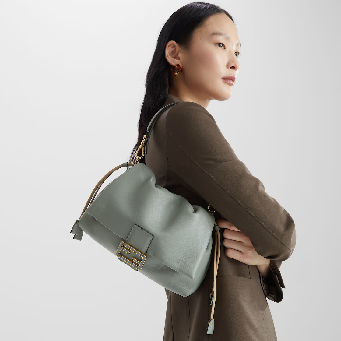 Fendi Mamma Baguette Medium 8BR833AQ0DF1SK5