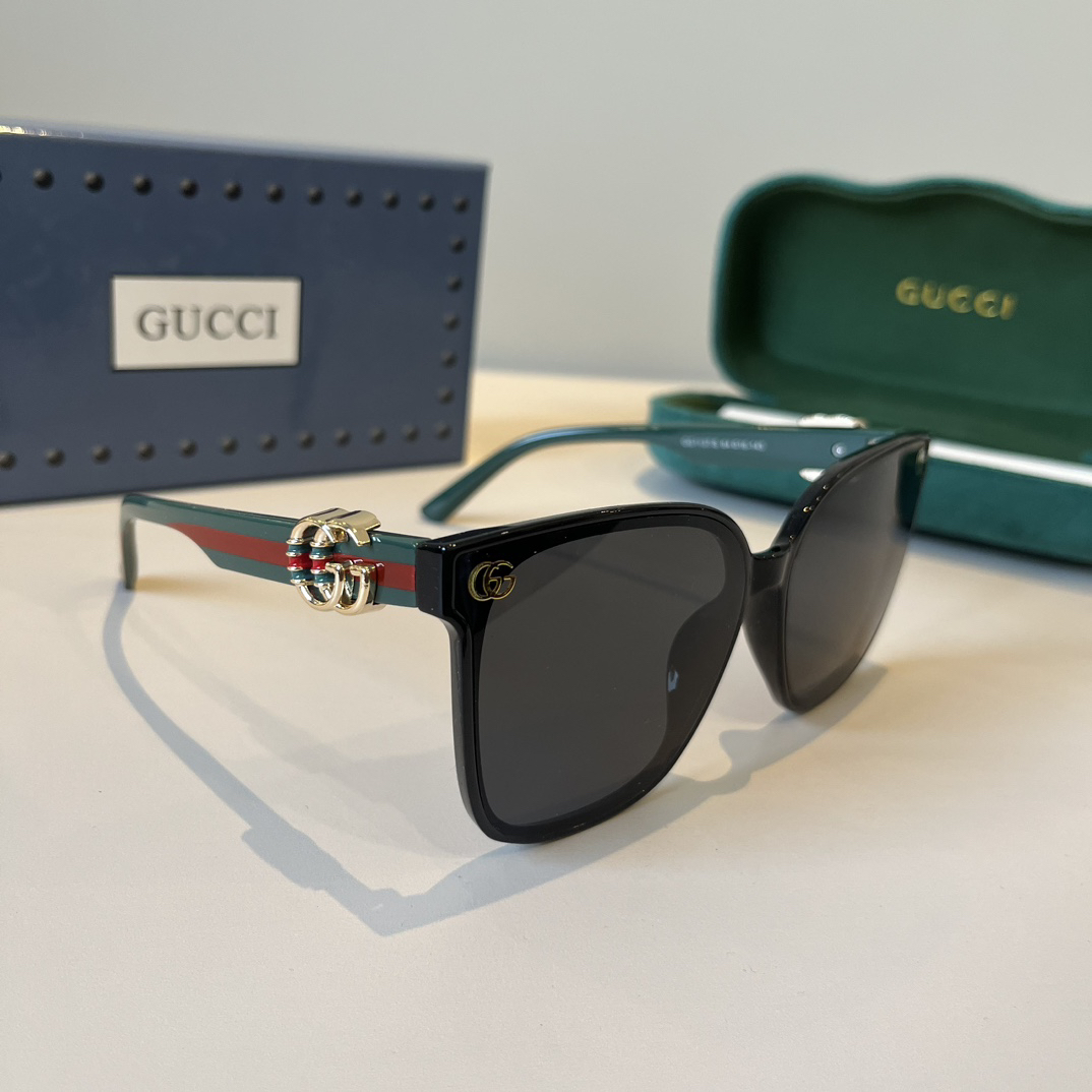 Gucci Square Frame Sunglasses
