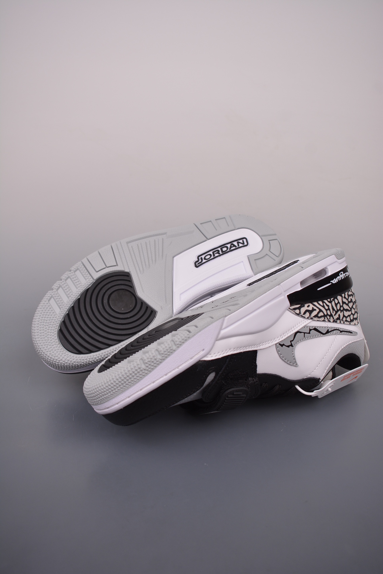 Air Jordan Legacy 312 Low Black Light Smoke Grey CD7069-105