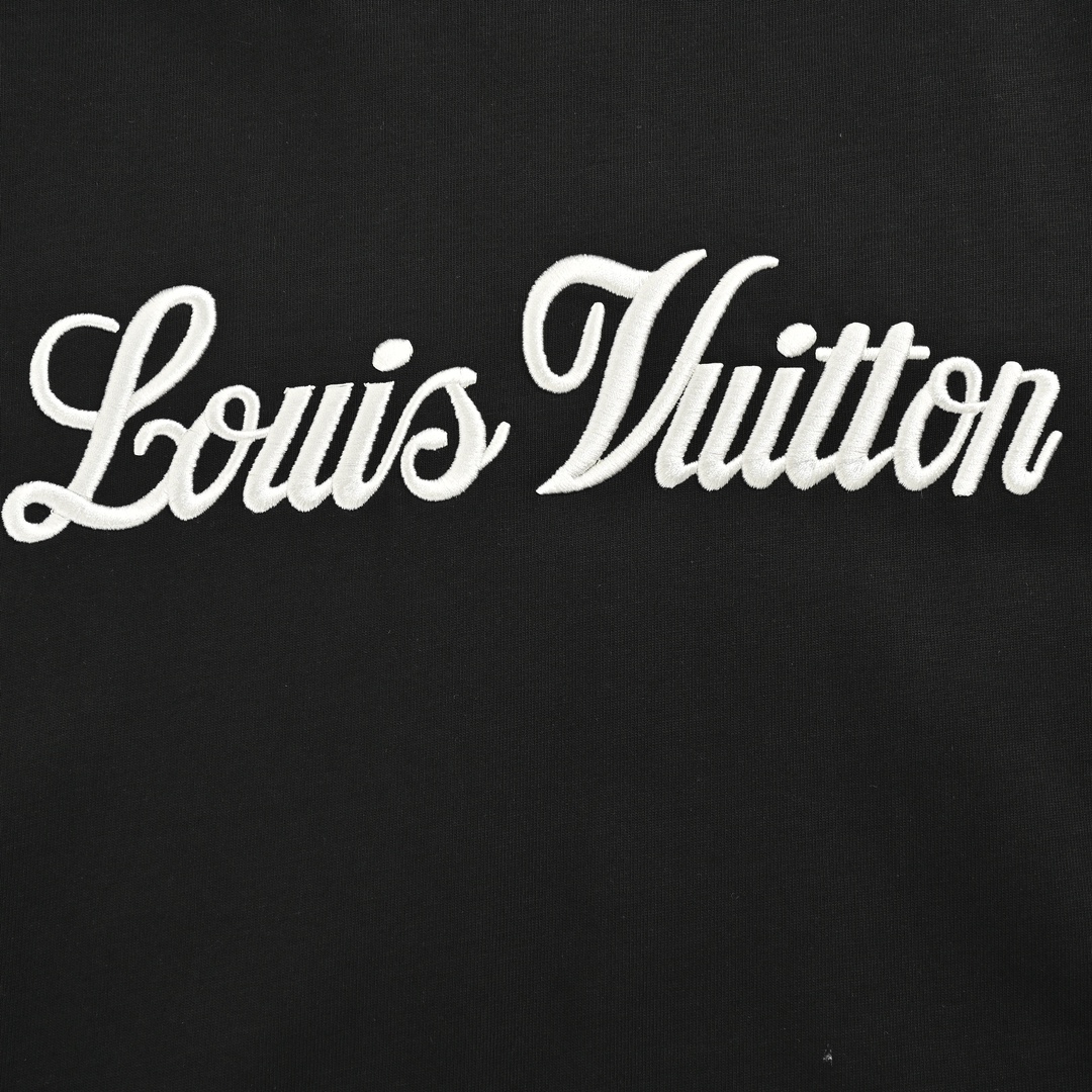 Louis Vuitton 24ss stitching script embroidered lettering short sleeves