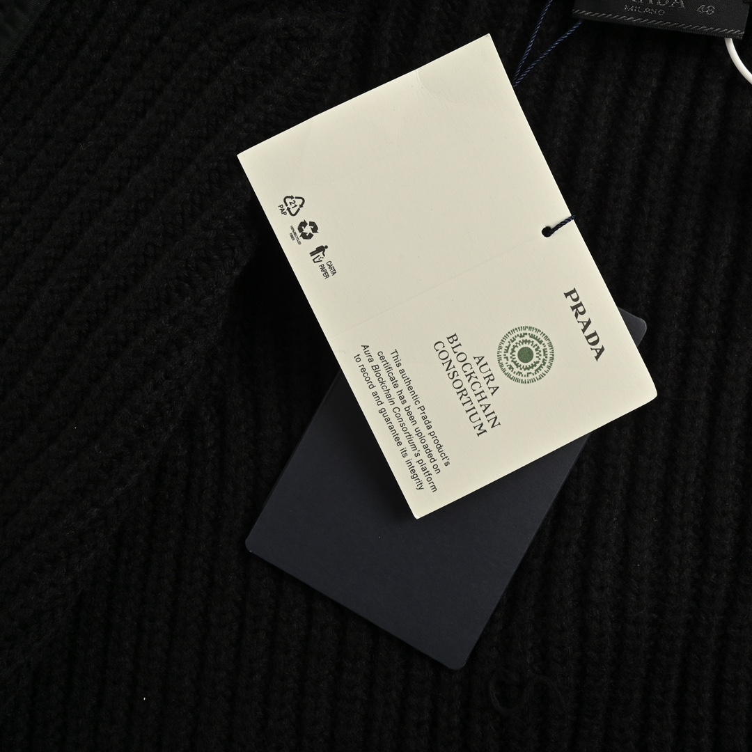 Prada 24Fw triangle logo patchwork knitted sweater