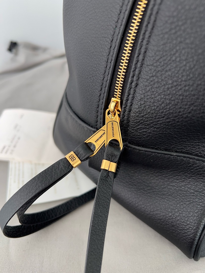 Balenciaga Carrie Small Bowling Bag