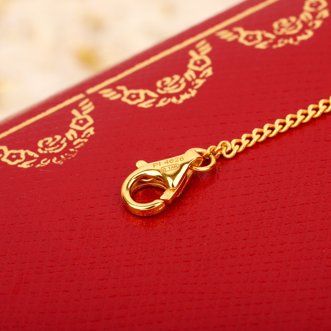 Cartier Trinity cushion-shaped three-color ring necklace