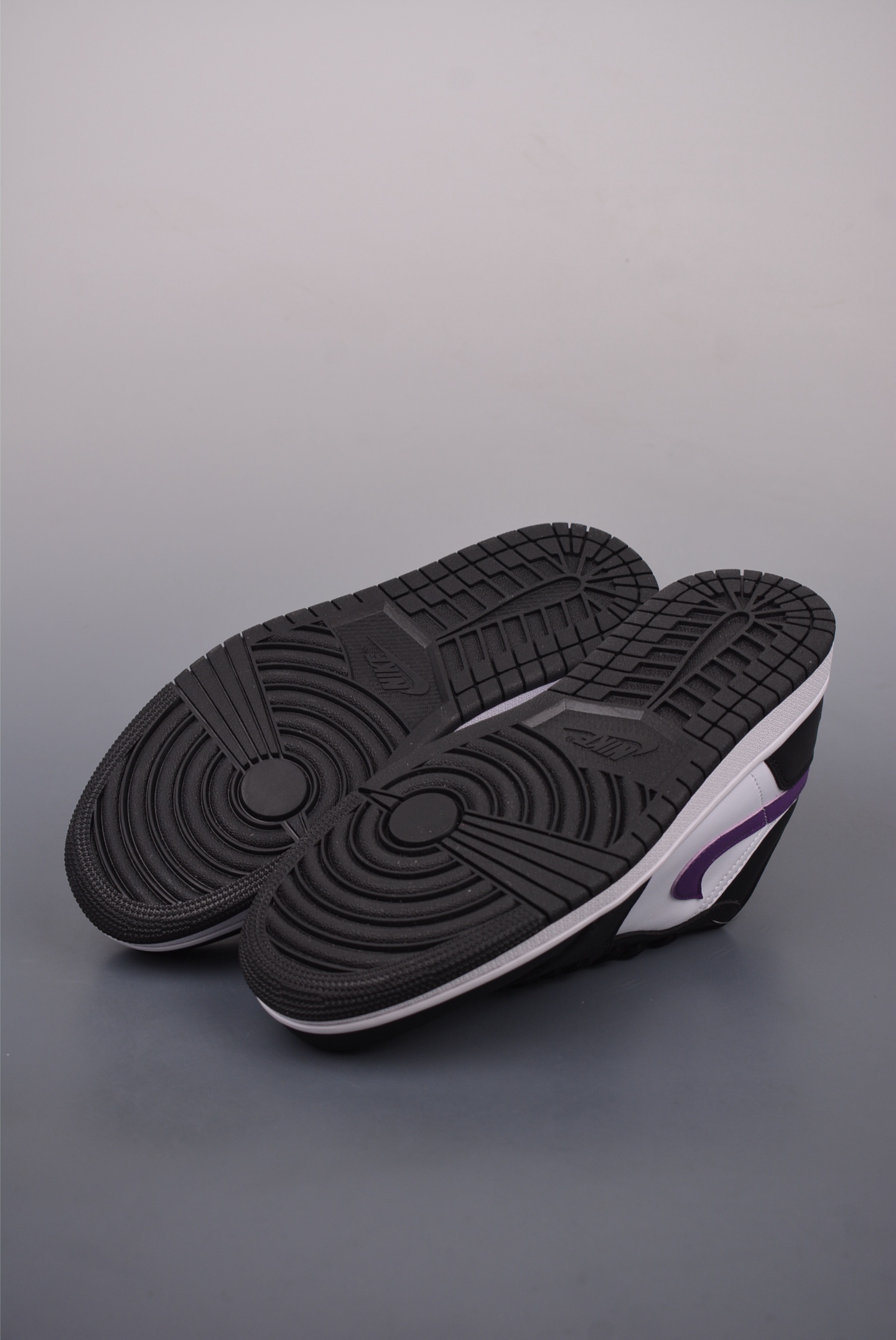 Nike Wmns Air Jordan 1 Low GS Black White Purple HJ5911-105