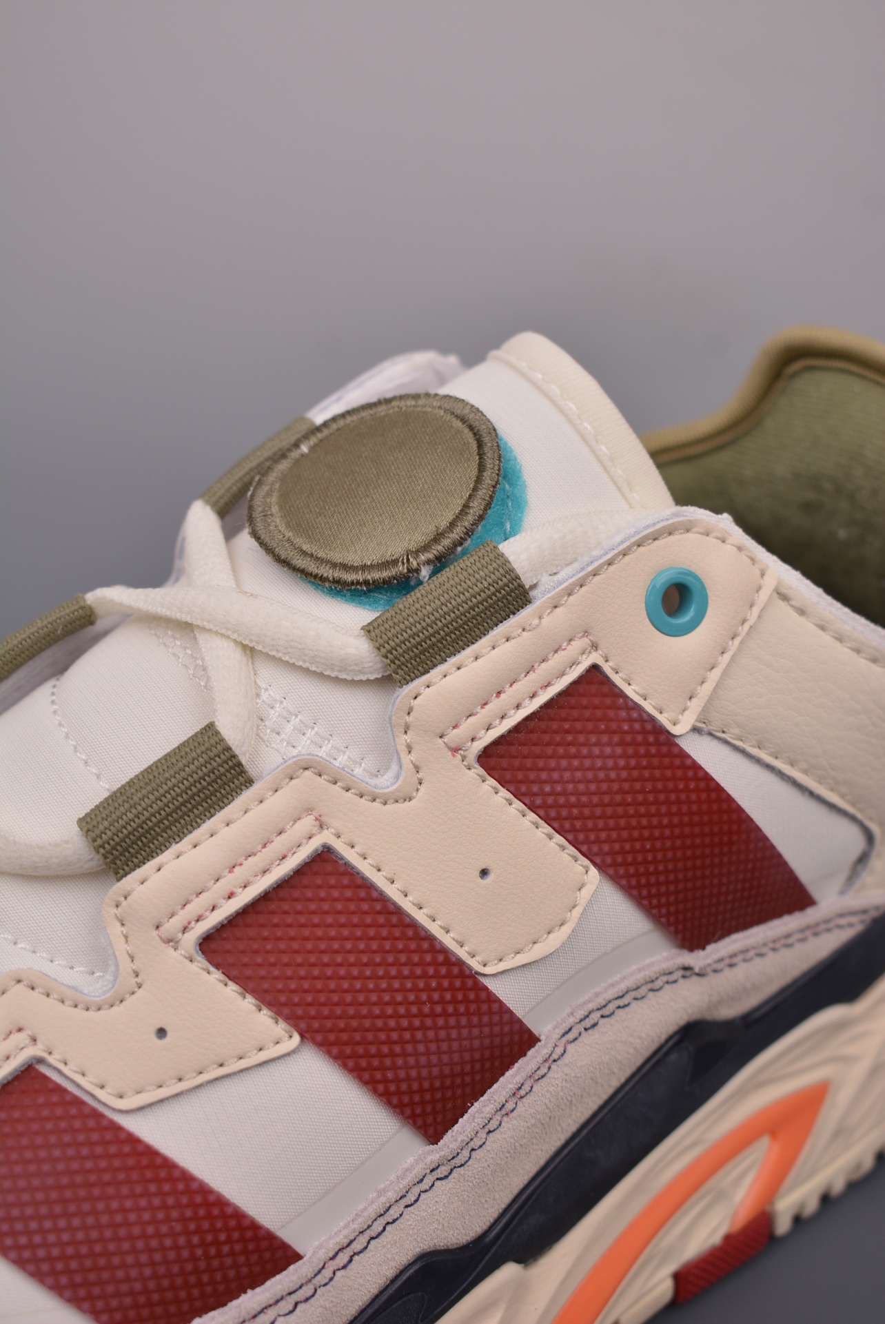 Adidas Originals Niteball Beige Red