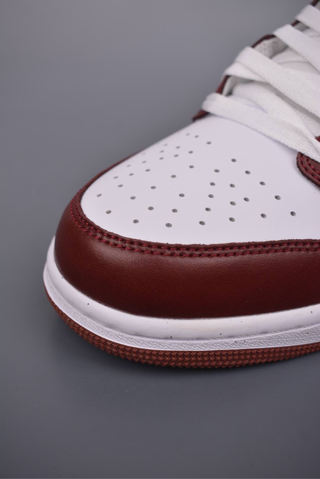 Air Jordan 1 Low White Red  HF3148-102