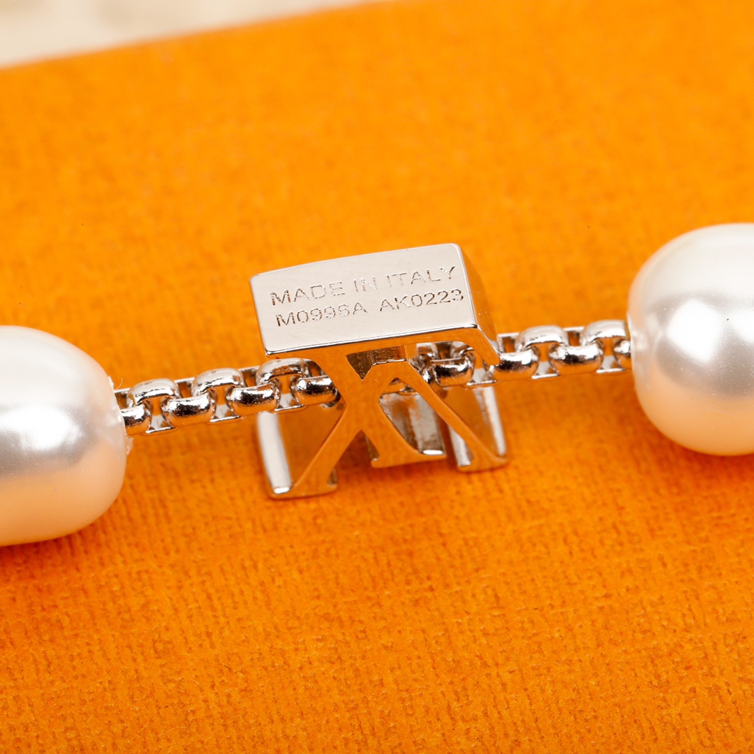 Louis Vuitton Pearl Necklace Bracelet