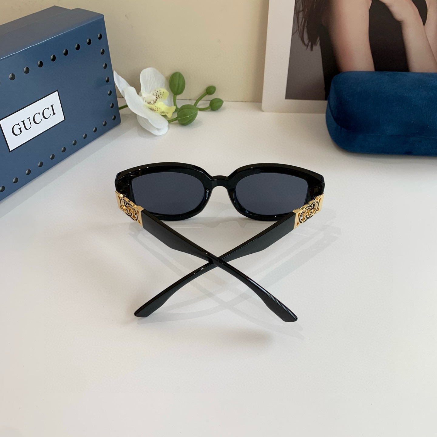Gucci Round Frame Sunglasses
