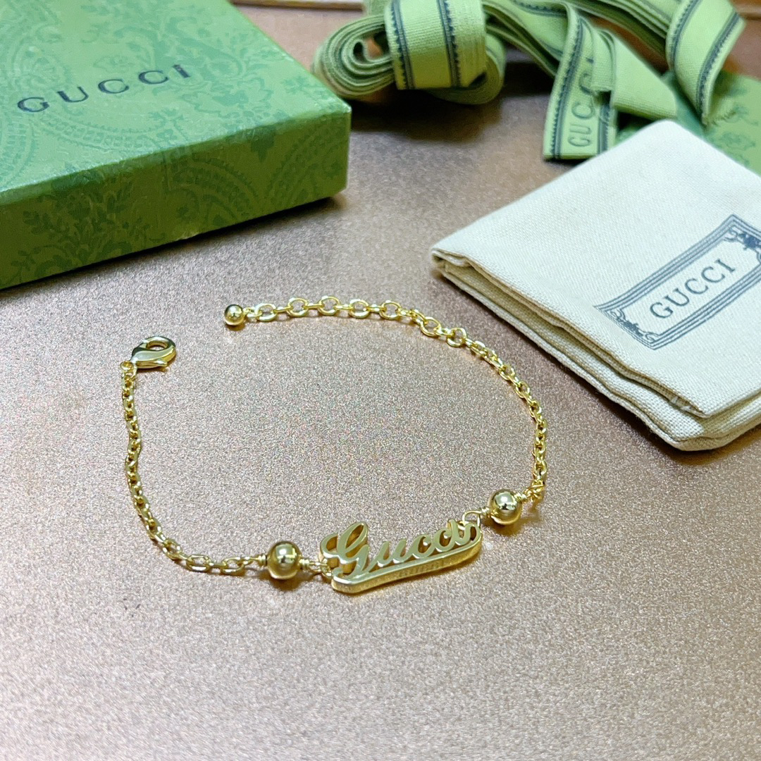 Gucci Font Gold Bracelet