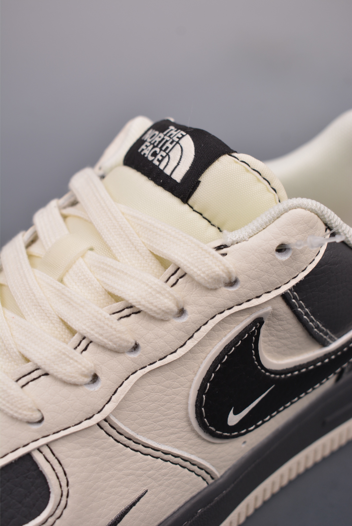 The North Face x Nike Air Force 1'07 Low TNF Off-White, Black and Grey HD2258-003