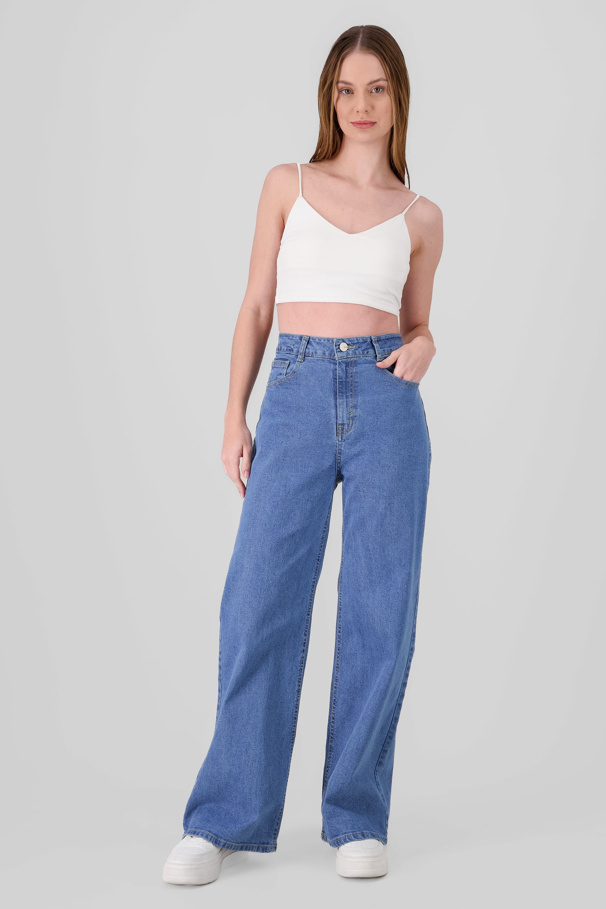 Mid Rise Wide Leg Jeans