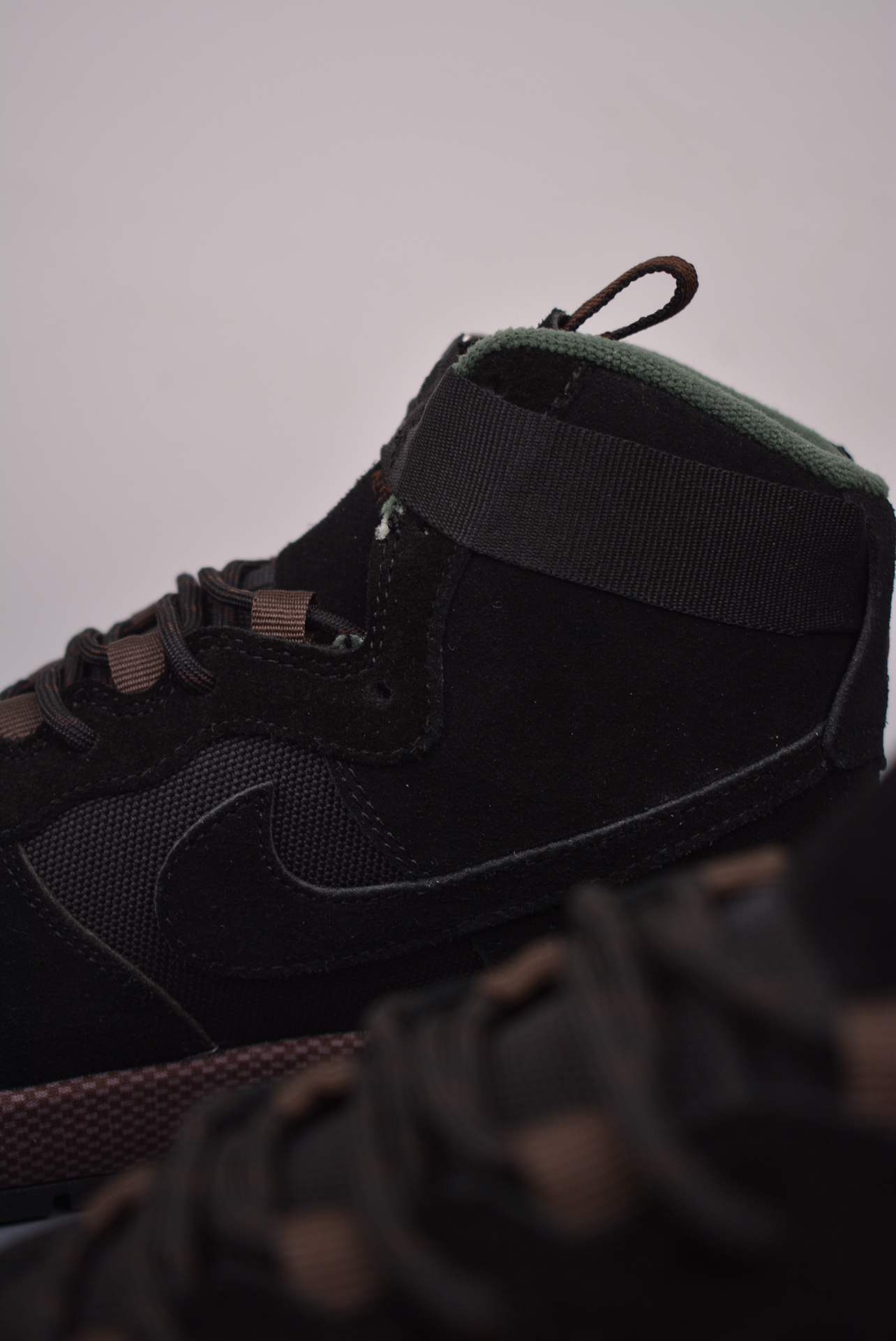 Nike WMNS Air Force 1 Wild HighBlackBrown FB2348-300