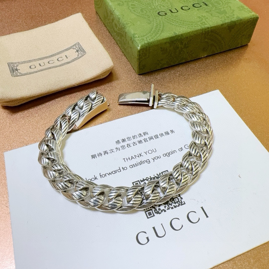 Gucci Flat Chain Vintage Bracelet