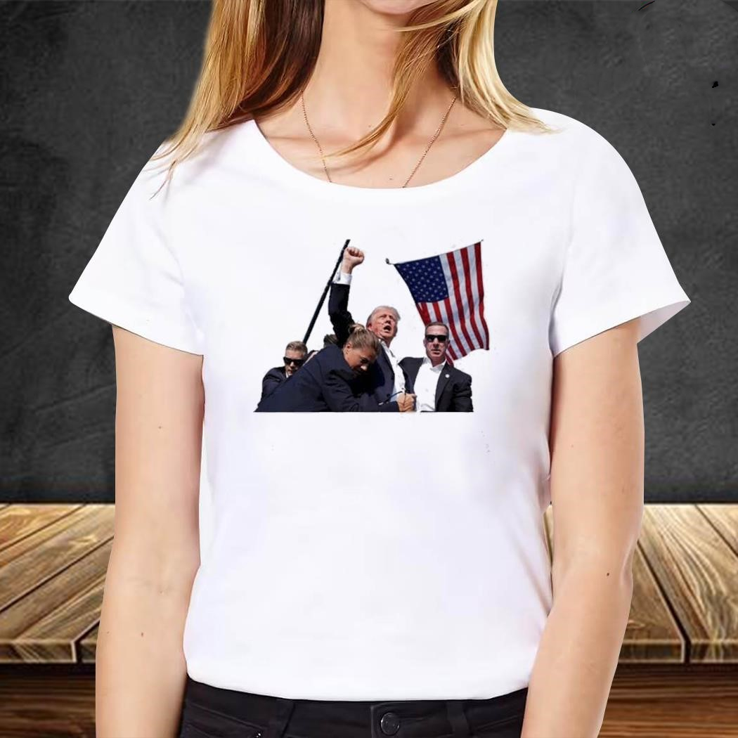 Official Trump Fist Prevails 2024 Active T-Shirt