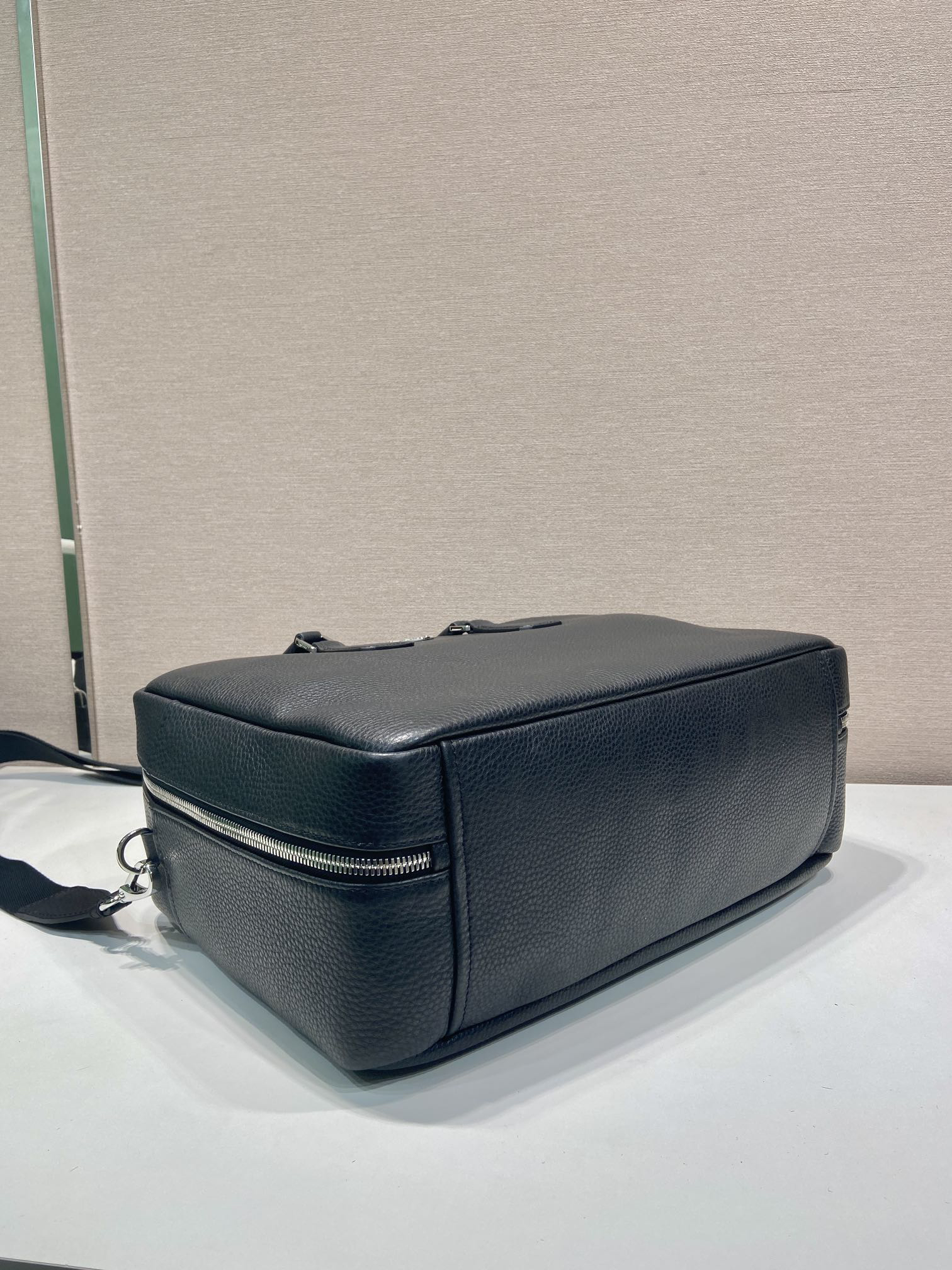 Prada New Extra Large Briefcase 2VE339
