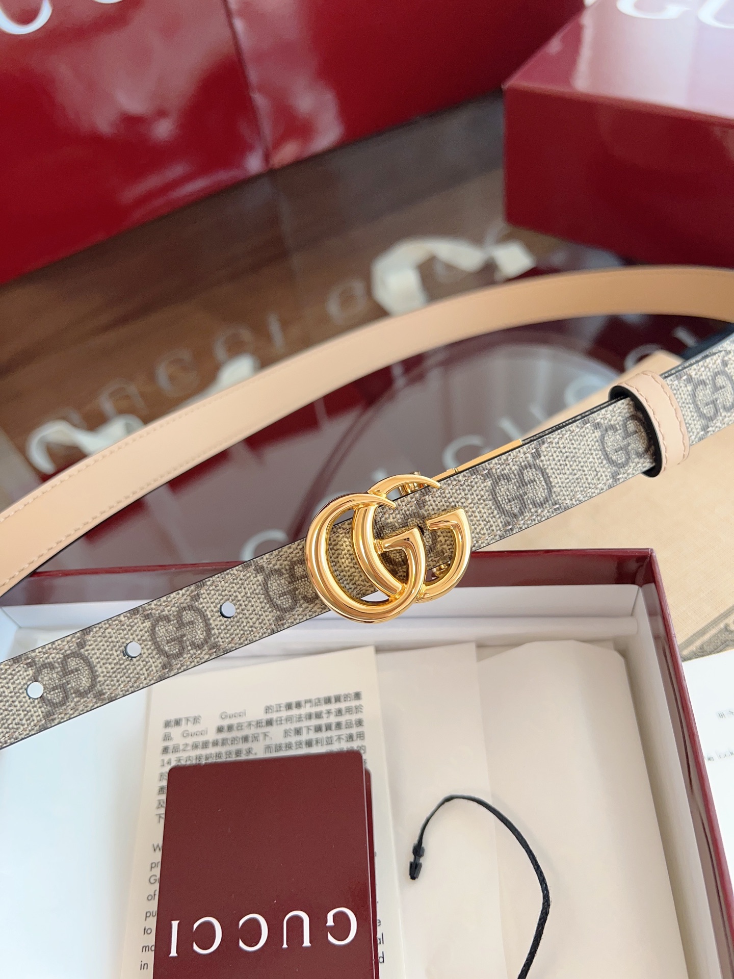 Gucci 2025 new double G buckle leather belt width 2.0cm