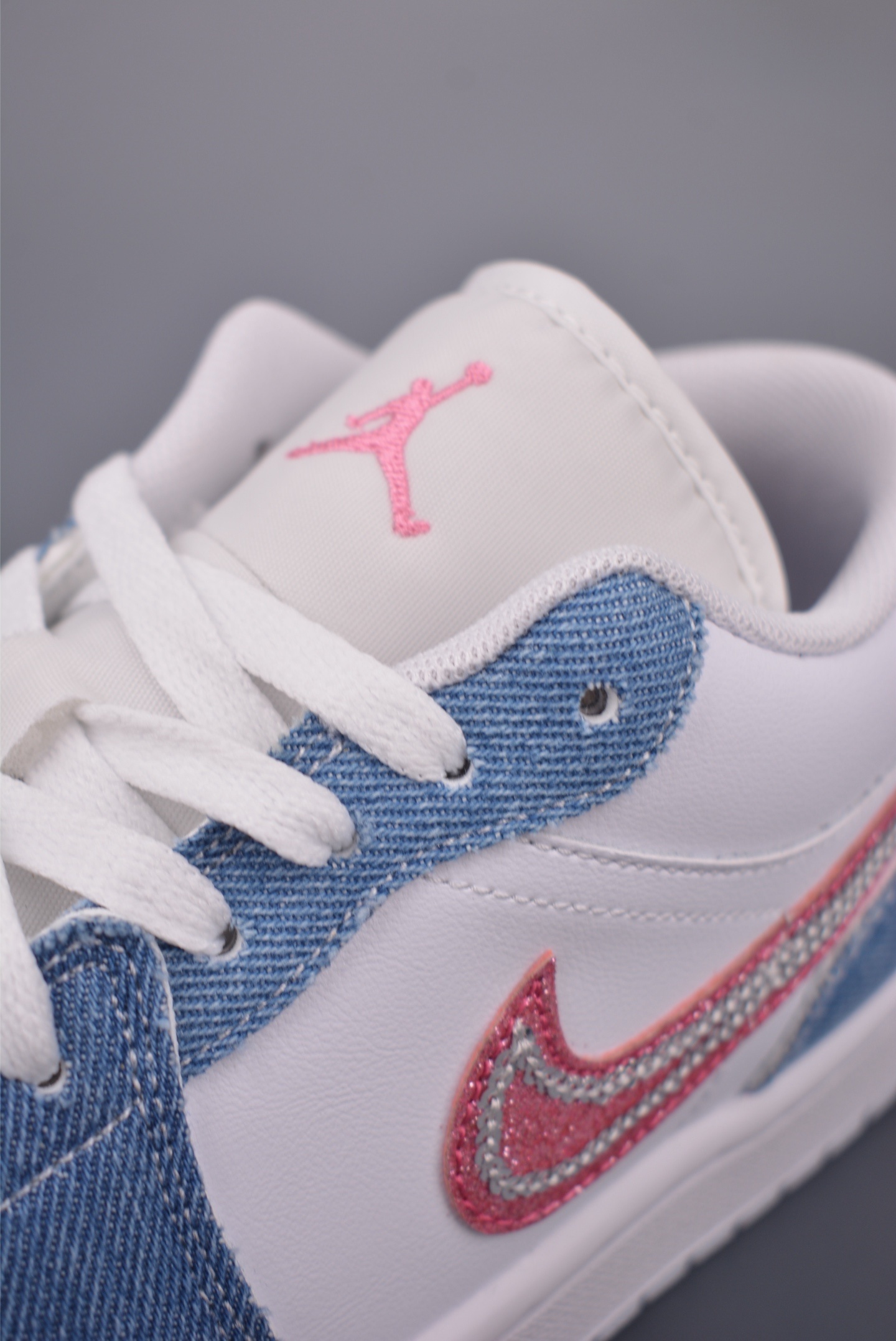 Air Jordan 1 Low GS 