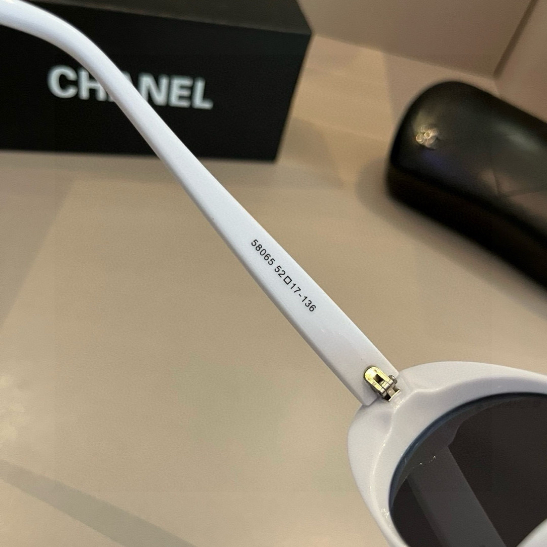 Chanel round frame sunglasses