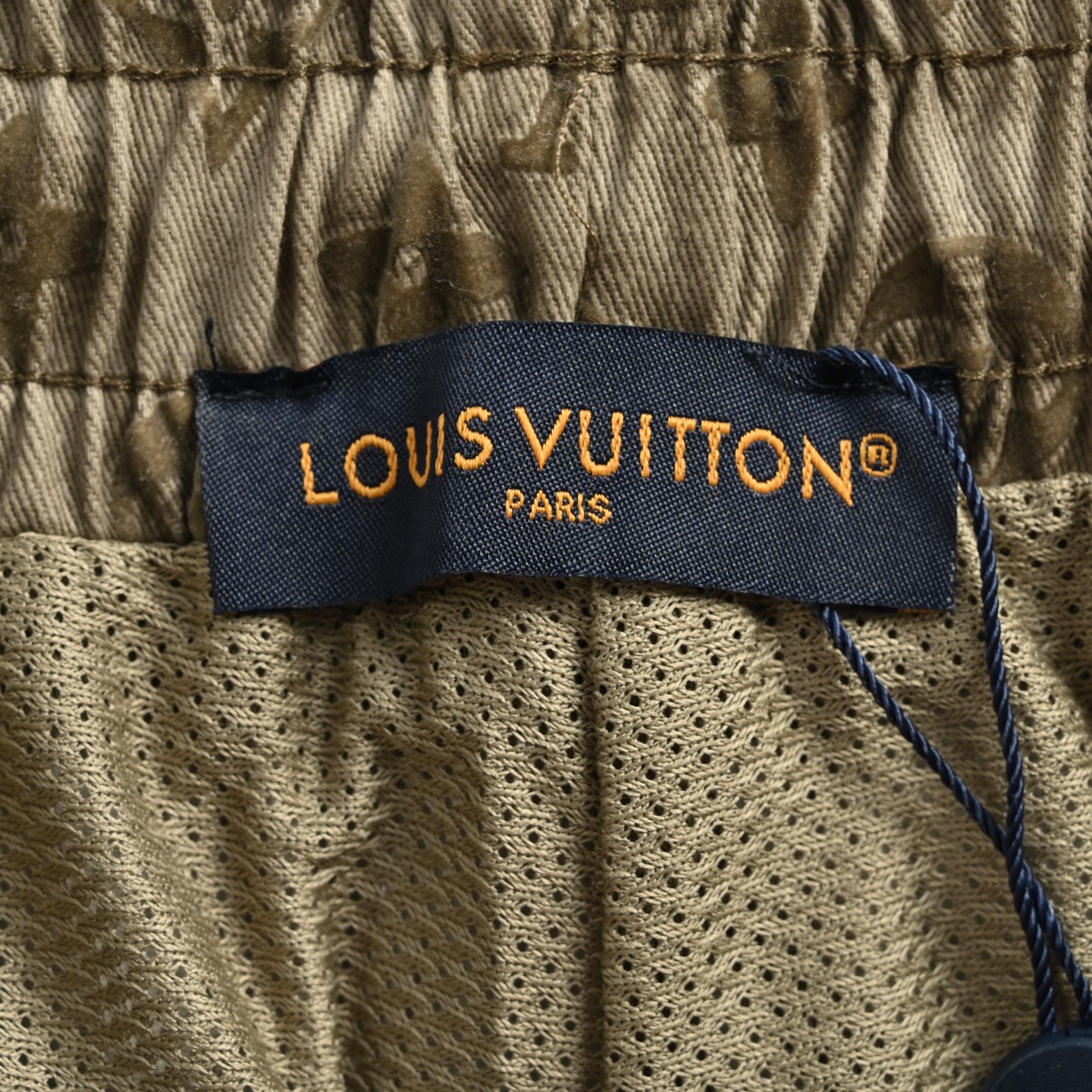 Louis Vuitton 25ss all over blurry lettering print shorts