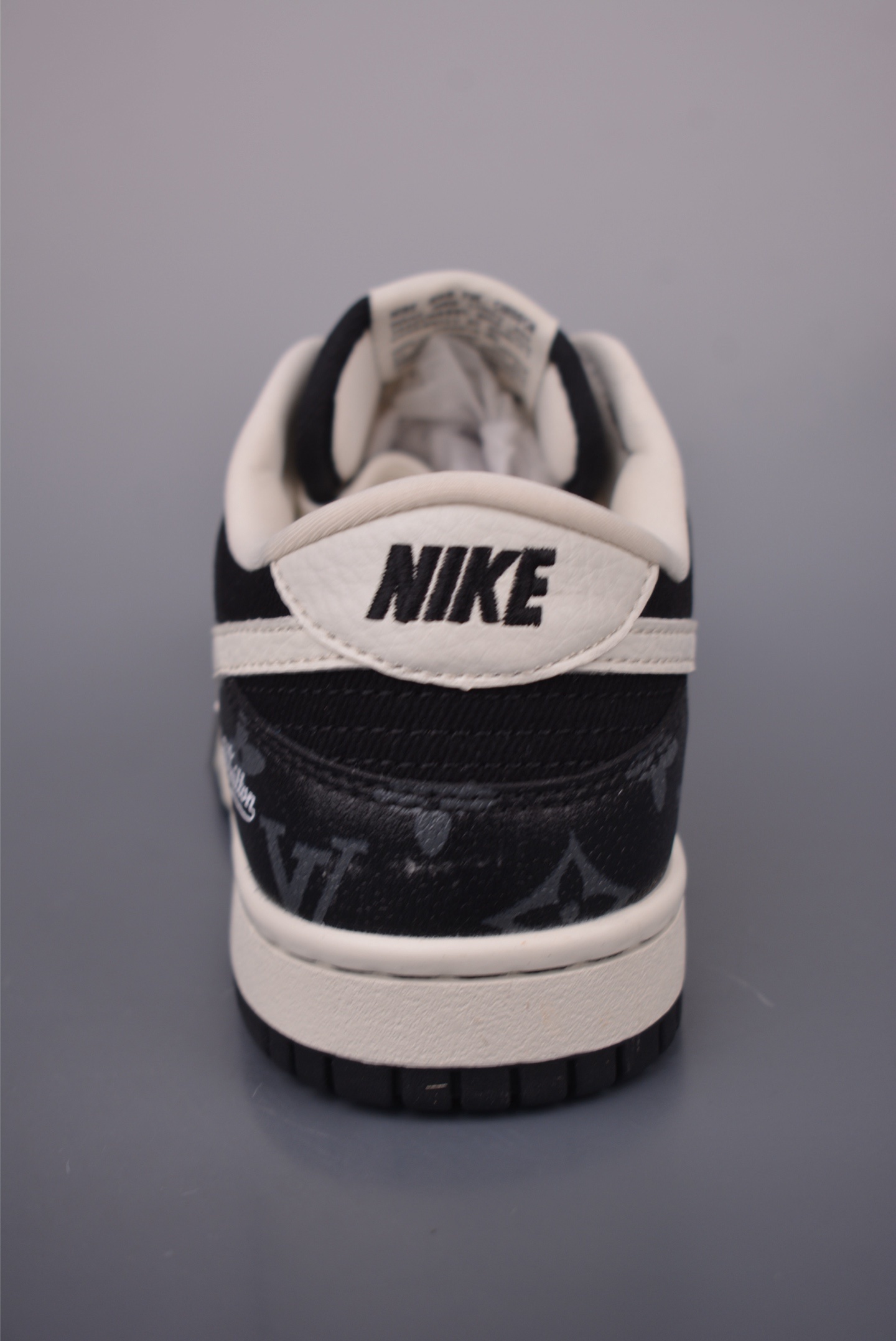 LV x Nike SB Dunk Low 