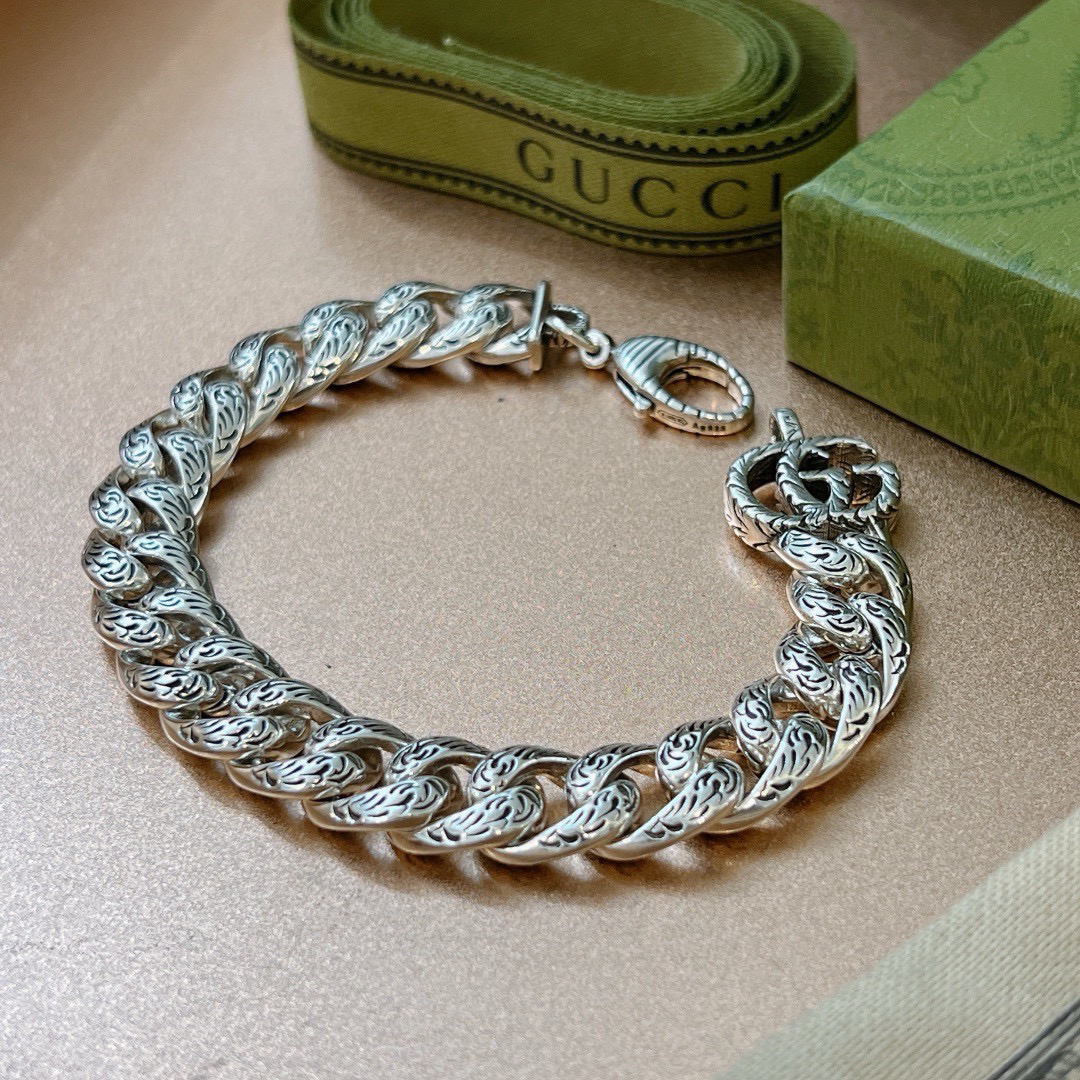 Gucci GG Flat Chain Bracelet