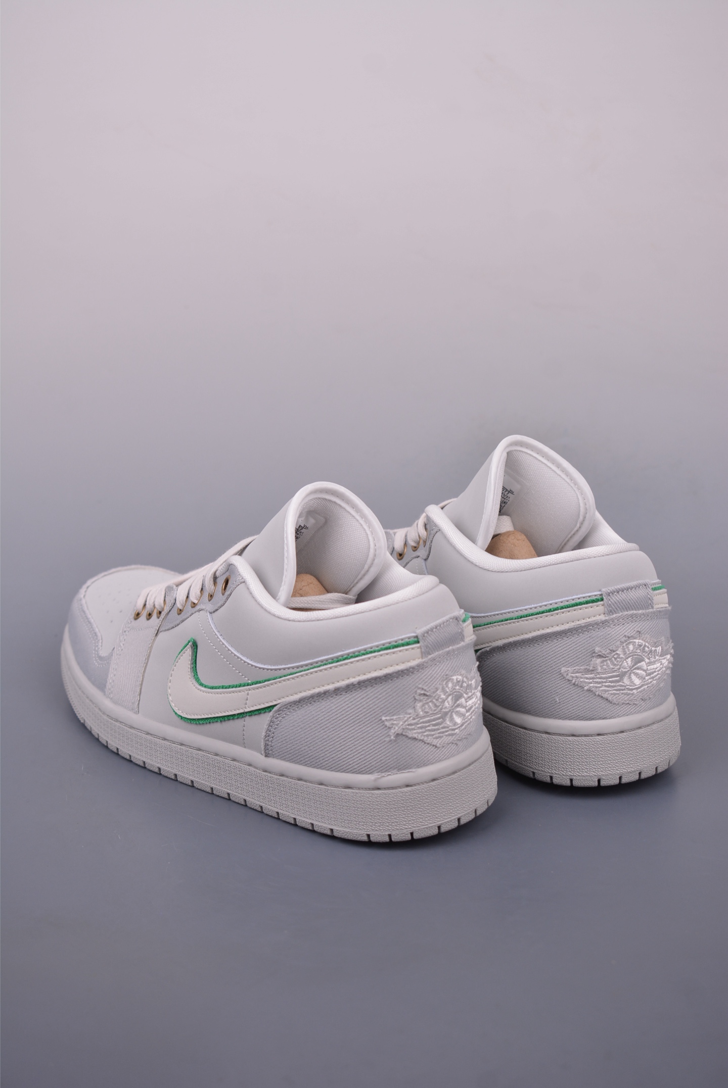 Nike Air Jordan 1 Low AJ1 basketball shoes Canvas Cement Gray Green 553558-077