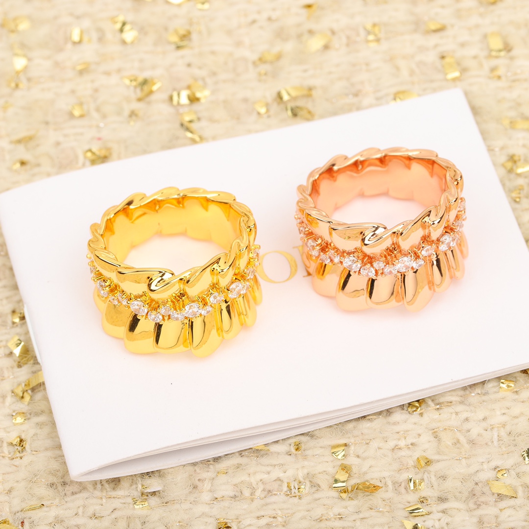 Dior Draped Diamond Ring