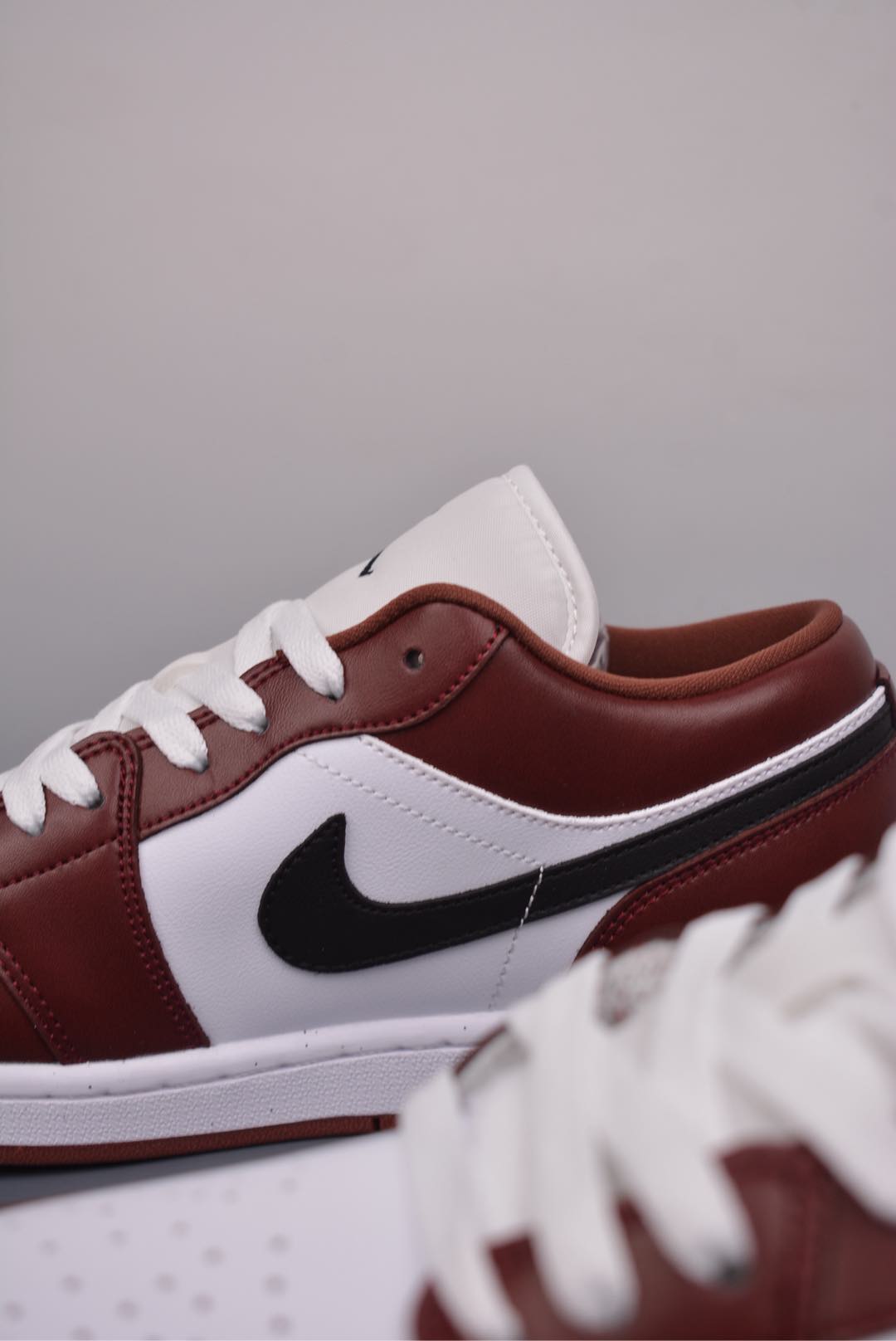 Air Jordan 1 Low White Red  HF3148-102
