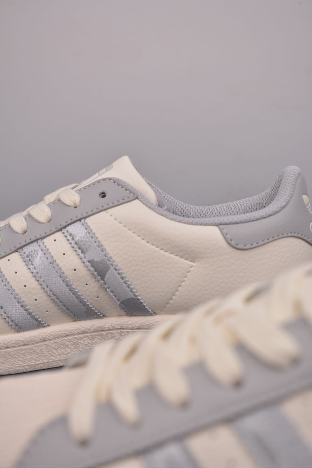 Adidas Originals Superstar 2024 Beige Silver BZ2503