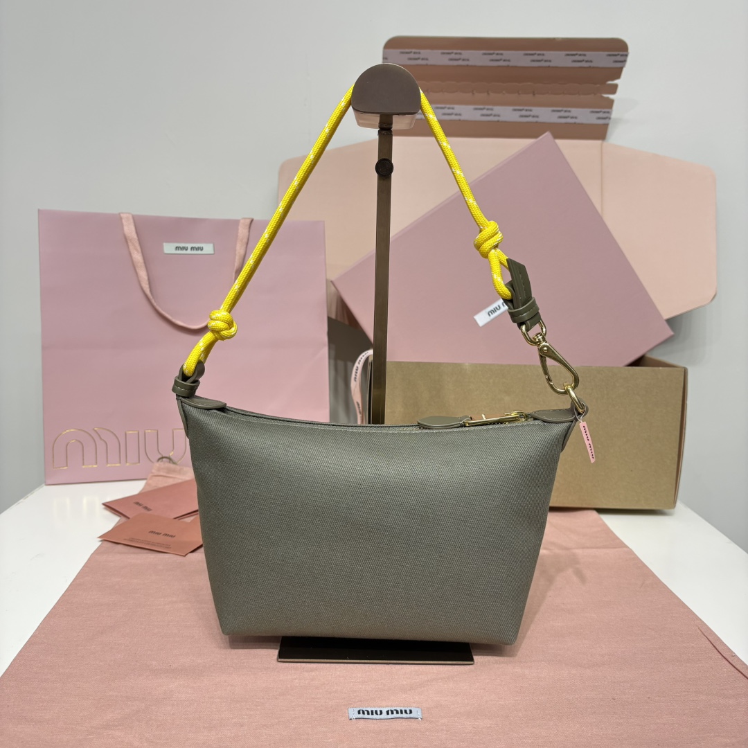 Miu Miu canvas bag 5NE841
