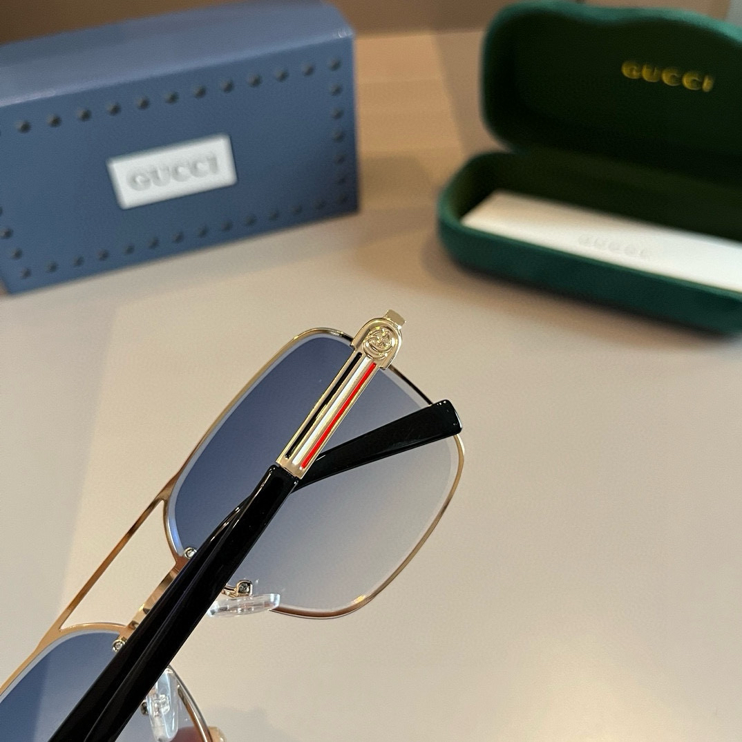Gucci Square Frame Sunglasses