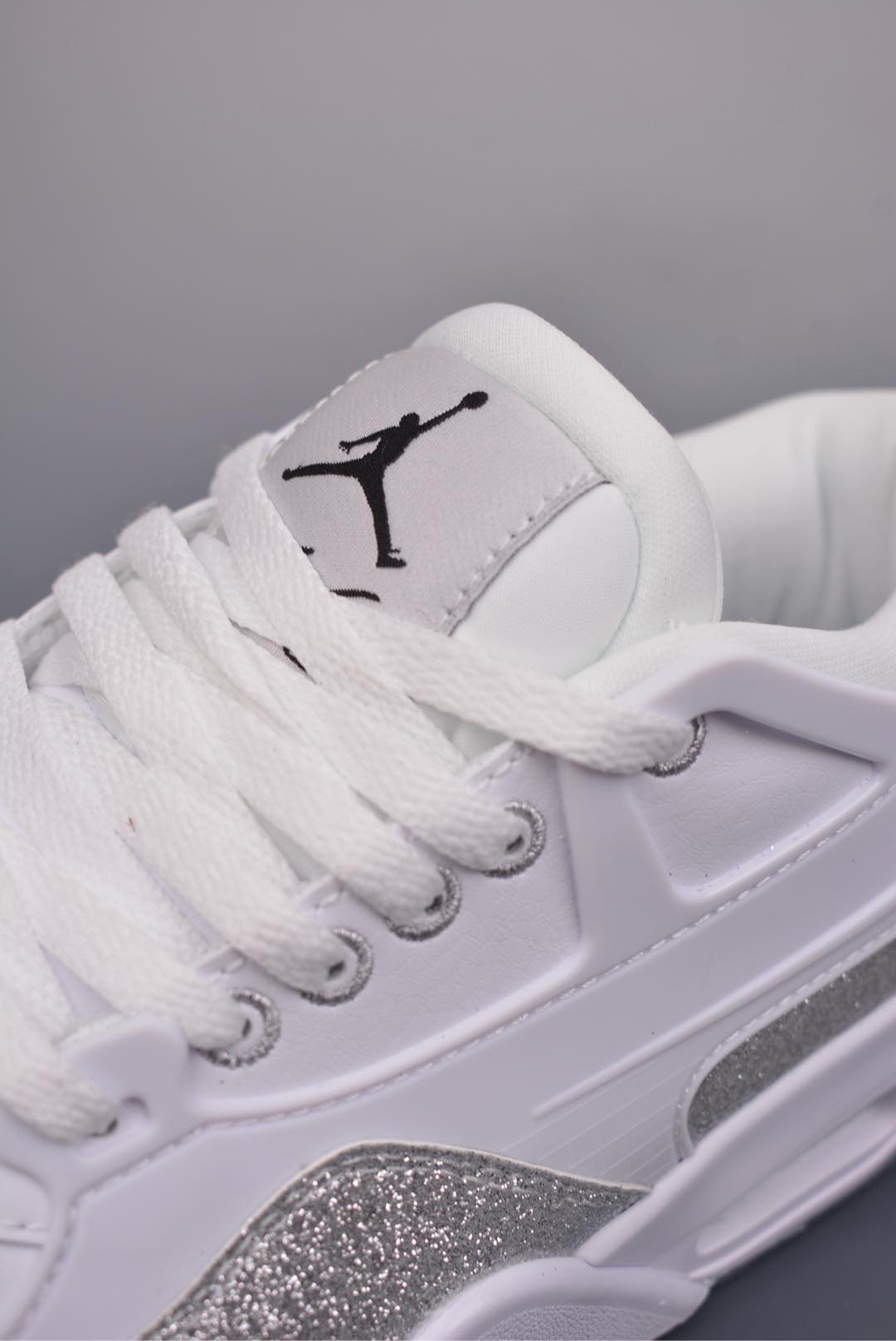 Nike Air Jordan 4 Retro RM White Sliver HQ3441-111