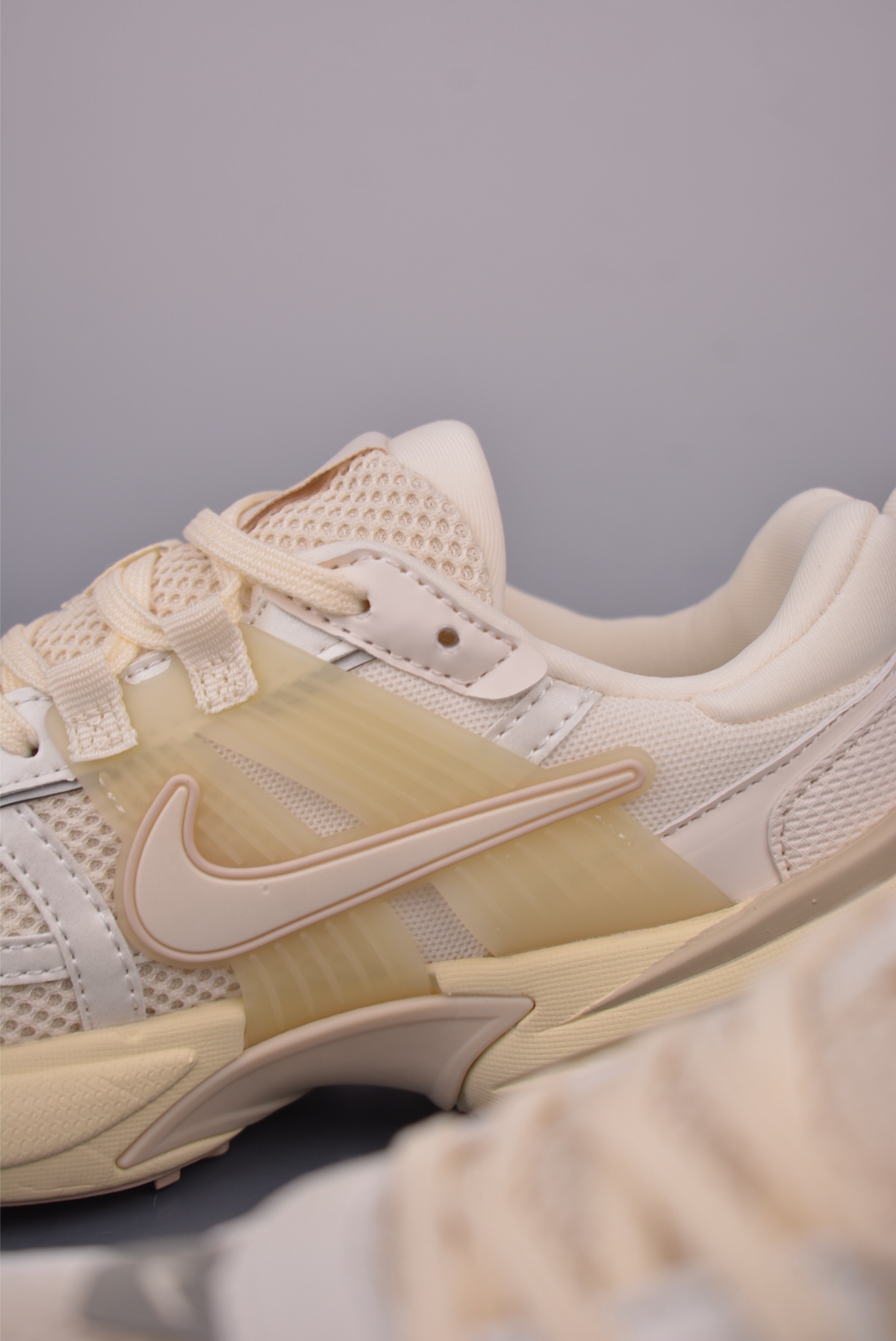 Nike V2K Runtekk 
